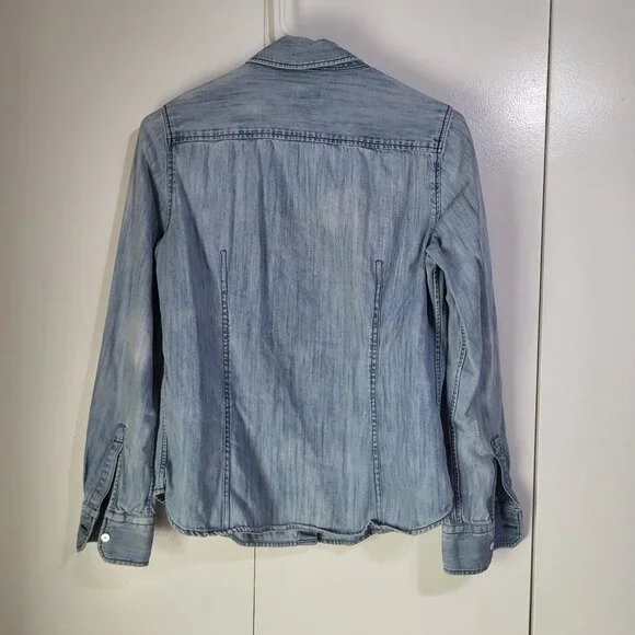 TALBOTS Women's SZ 4 Distressed Washed Denim Button Up Shirt Grunge Cotton - Picture 2 of 10